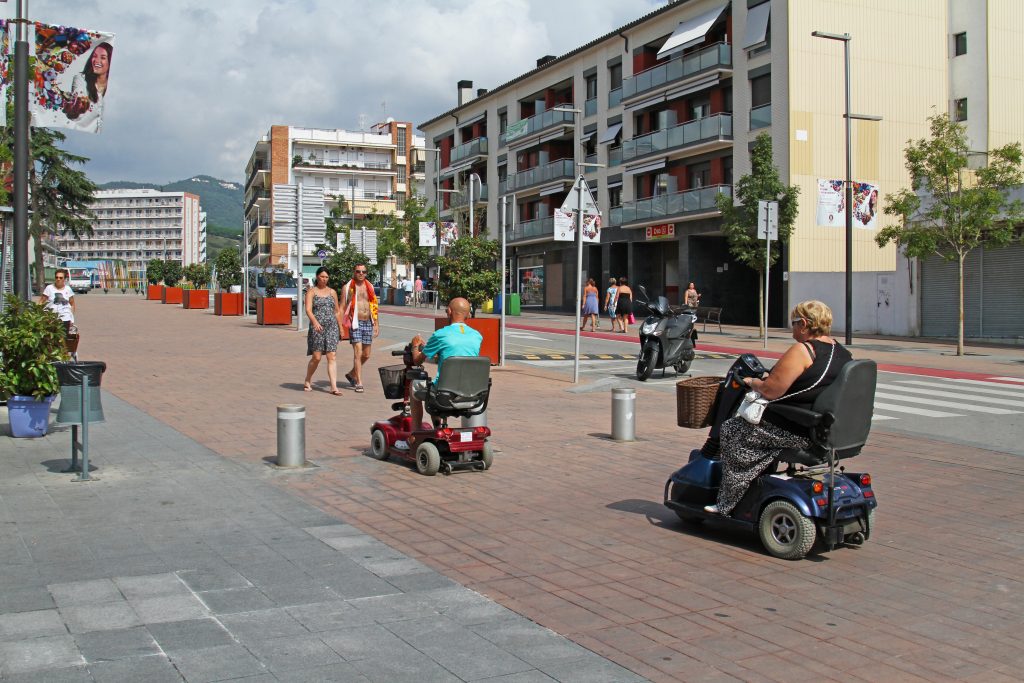 Staying Active with the Right Mobility Scooter